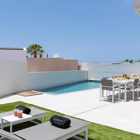 فيلة Karat Neveda