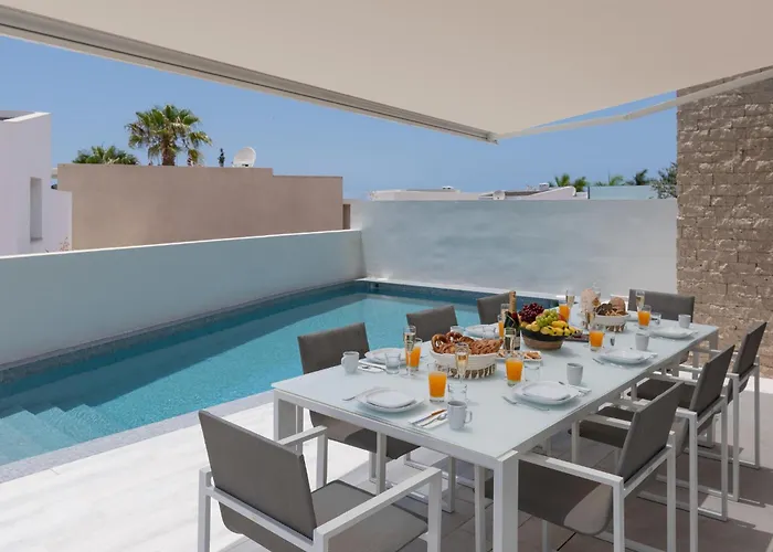 Karat Neveda * أذيخي