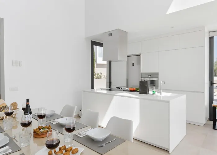 Karat Neveda Βίλα